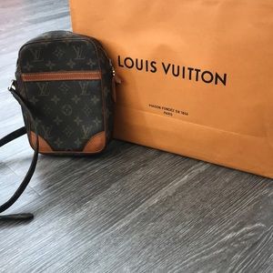 Monogram Louis Vuitton cross body bag